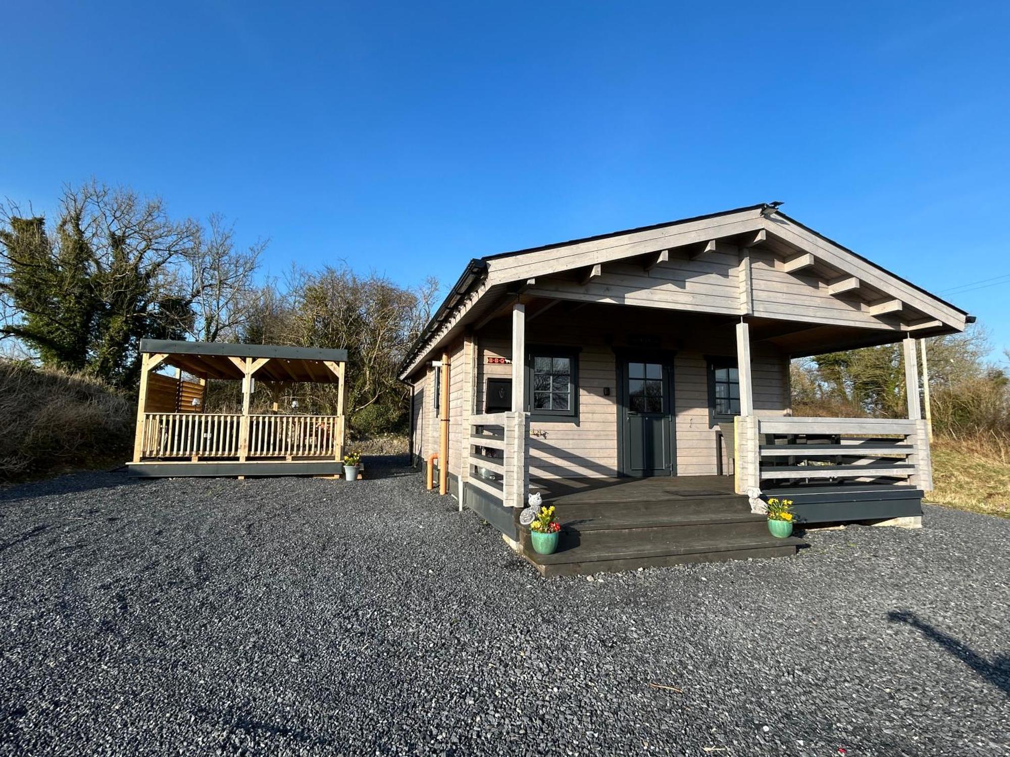 Little Rock Retreat Log Cabin With Hot Tub Castletown Gheoghegan Zewnętrze zdjęcie